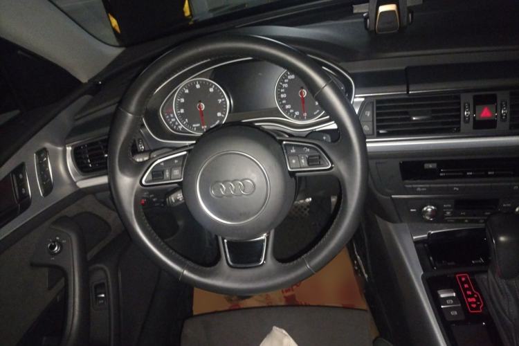 Used Audi A6 2017 Avant 40 TFSI Sport Edition Steering Wheel