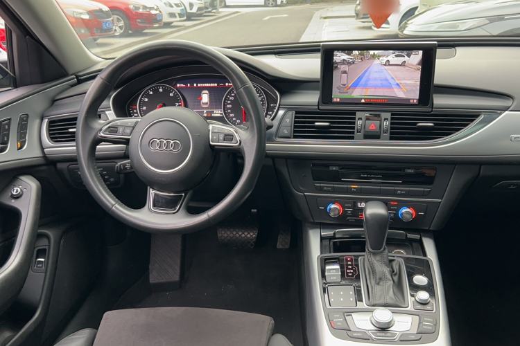 Used Audi A6 2017 Avant 40 TFSI Sport Edition Steering Wheel