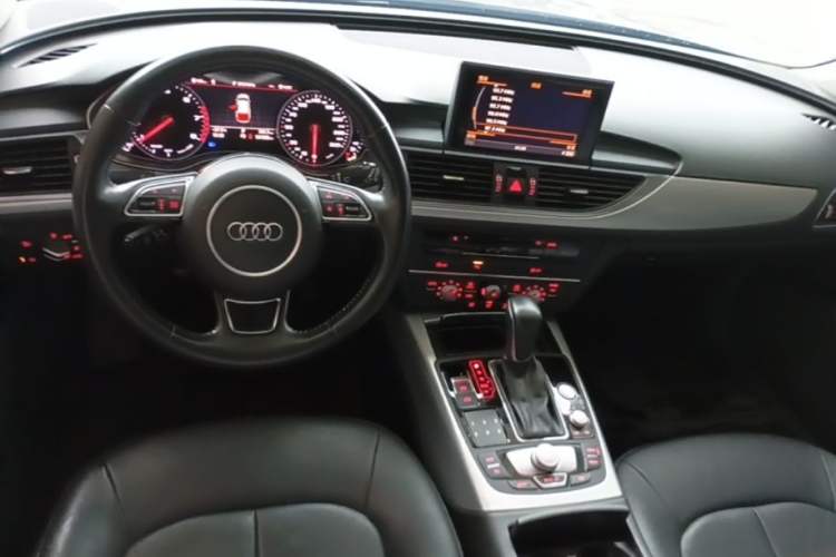 Used Audi A6 2017 Avant 35 TFSI Fashion Model Center Console