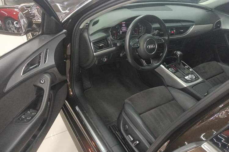 Used Audi A6 2017 Avant 40 TFSI Sport Edition Driver Seat
