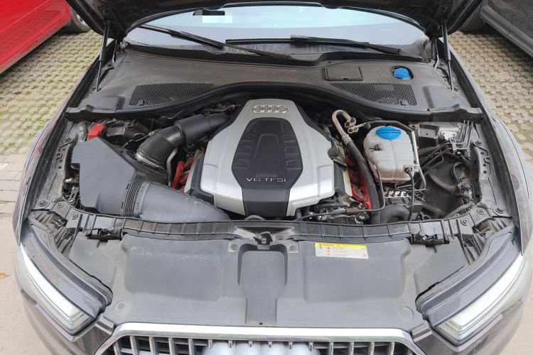 Used Audi A6 2017 3.0T allroad quattro Engine Bay