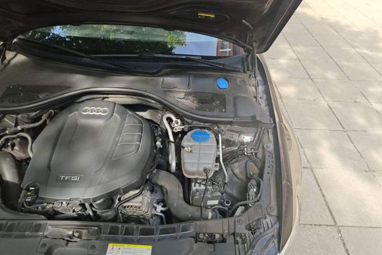 Used Audi A6 2017 Avant 40 TFSI Sport Edition Engine Bay Left