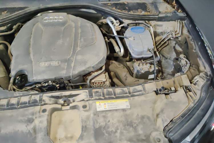 Used Audi A6 2017 Avant 35 TFSI Fashion Model Engine Bay Left