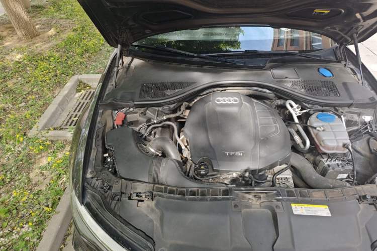 Used Audi A6 2017 Avant 40 TFSI Sport Edition Engine Bay Right