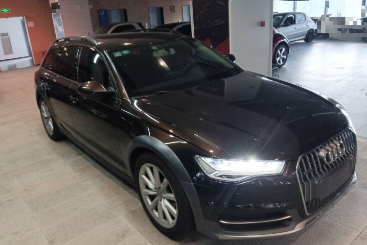 Used Audi A6 2017 3.0T allroad quattro Front Right 45 Deg