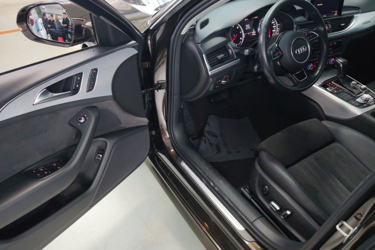 Used Audi A6 2017 Avant 40 TFSI Sport Edition Interior 3