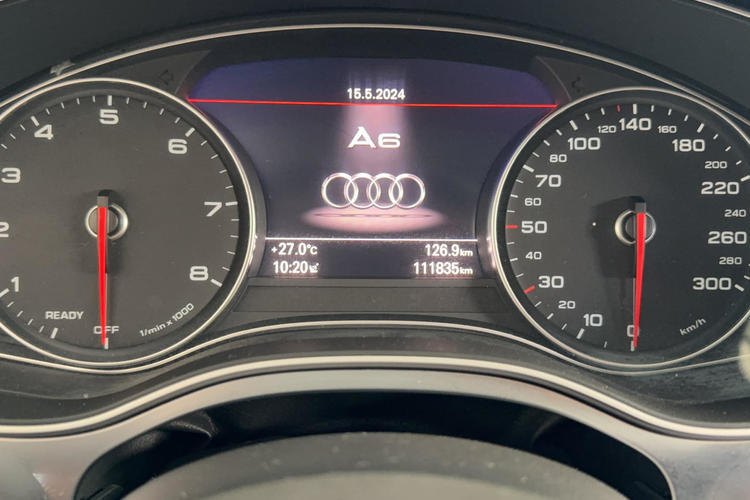 Used Audi A6 2017 Avant 35 TFSI Fashion Model Odometer Close Up
