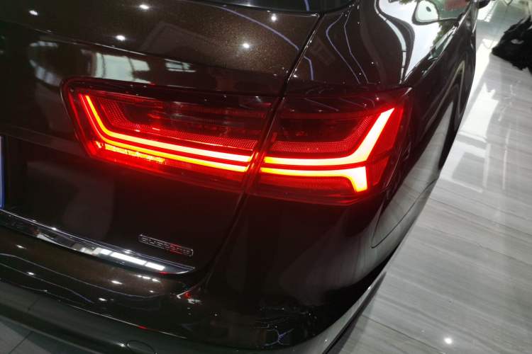 Used Audi A6 2017 Avant 40 TFSI Sport Edition Right Rear Taillight