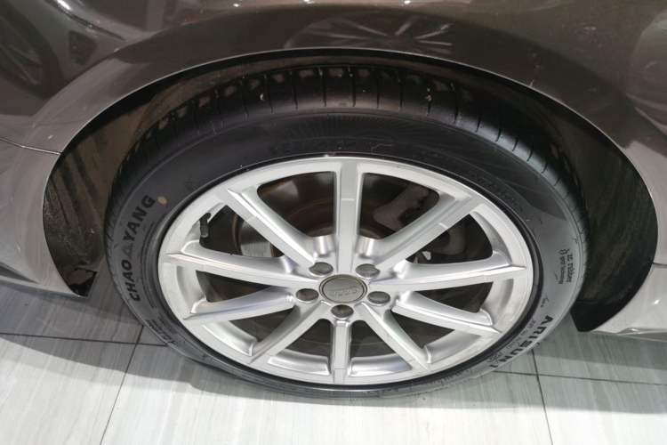 Used Audi A6 2017 Avant 40 TFSI Sport Edition Right Rear Wheel Hub