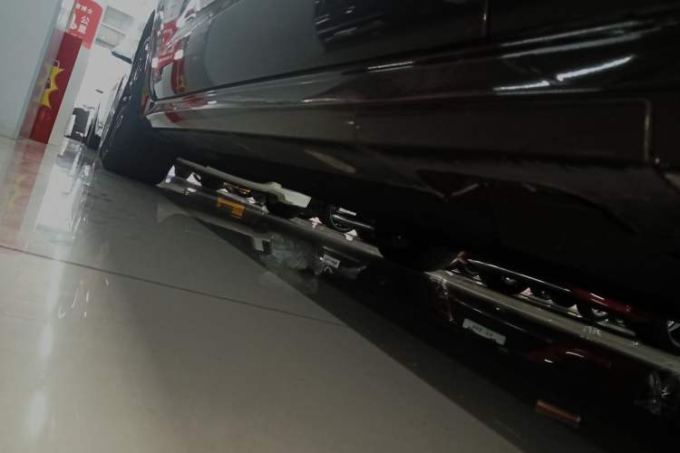 Used Audi A6 2017 Avant 40 TFSI Sport Edition Right Side Sill