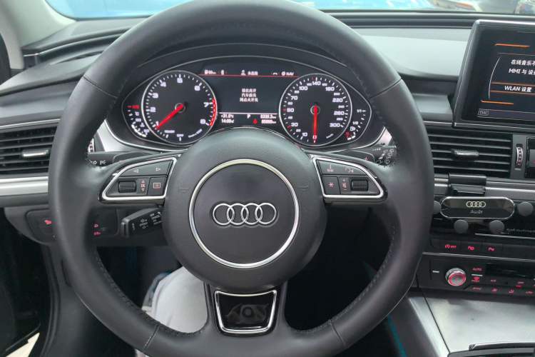 Used Audi A6 2017 Avant 40 TFSI Sport Edition Steering Wheel
