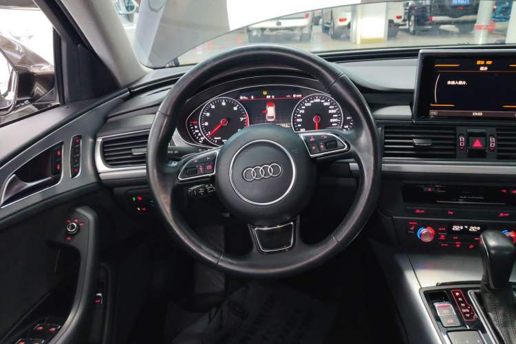Used Audi A6 2017 Avant 40 TFSI Sport Edition Steering Wheel