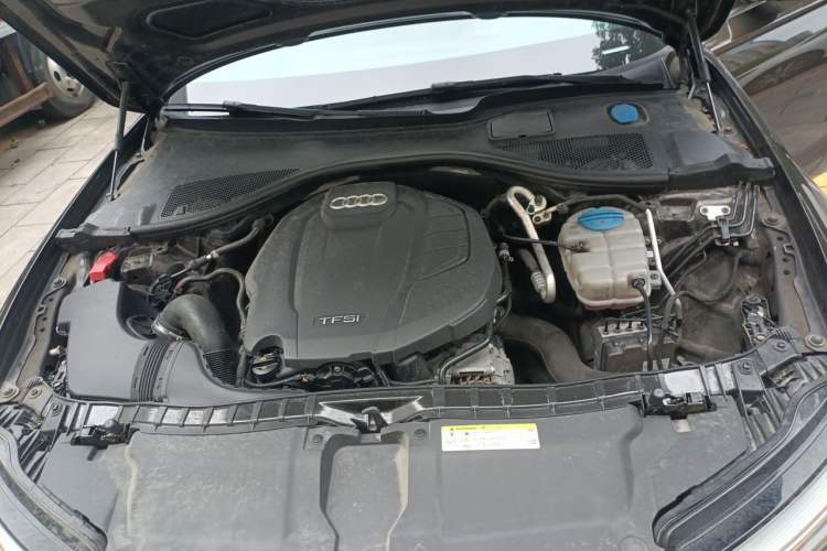 Used Audi A6 2017 Avant 40 TFSI Sport Edition Engine Bay