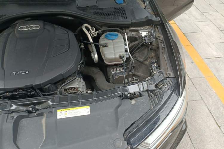 Used Audi A6 2017 Avant 40 TFSI Sport Edition Engine Bay Left