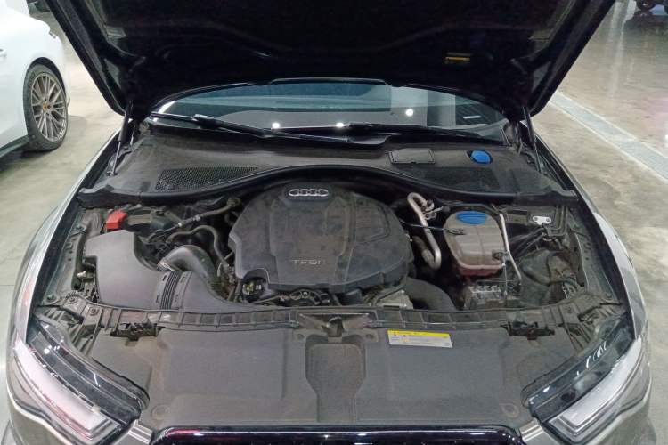 Used Audi A6 2017 Avant 40 TFSI Sport Edition Engine Bay
