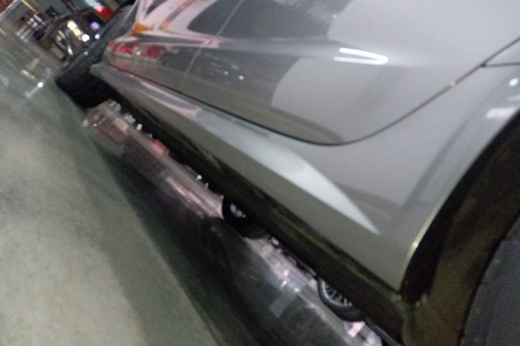 Used Audi A6 2017 Avant 40 TFSI Sport Edition Left Side Sill