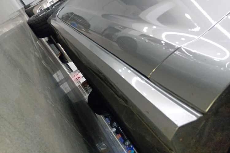 Used Audi A6 2017 Avant 40 TFSI Sport Edition Right Side Sill
