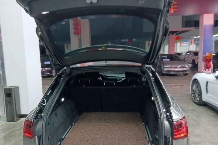 Used Audi A6 2017 Avant 40 TFSI Sport Edition Trunk