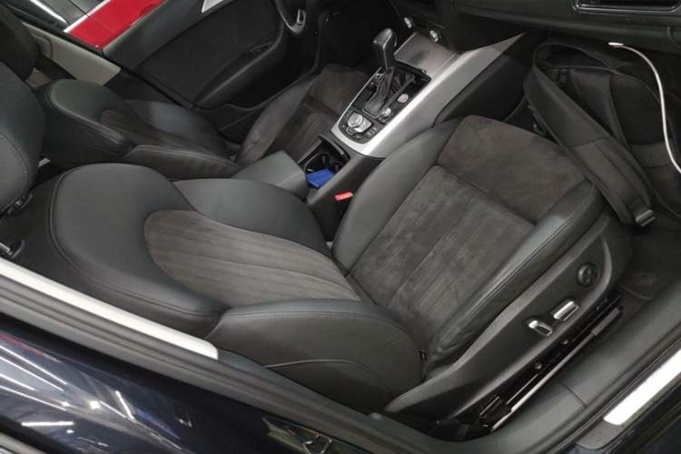 Used Audi A6 2017 Avant 40 TFSI Sport Edition Right Front Seat