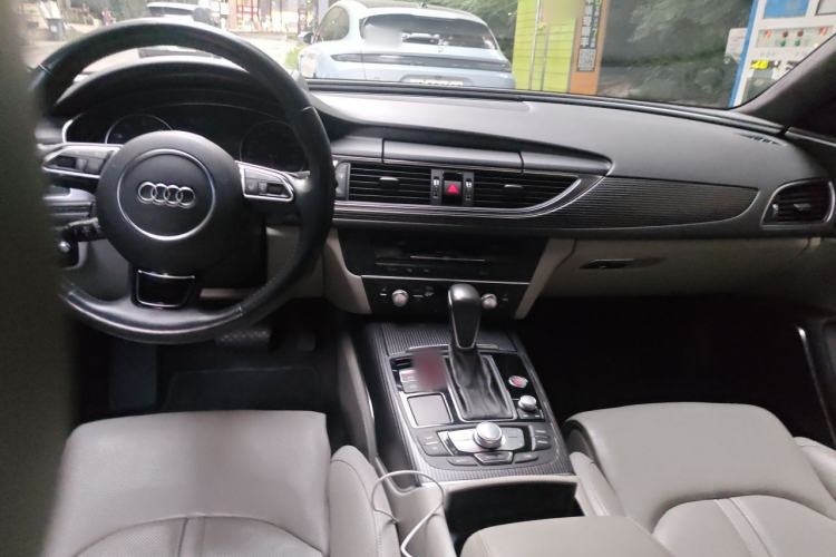 Used Audi A6 2017 Avant 35 TFSI Fashion Model Center Console