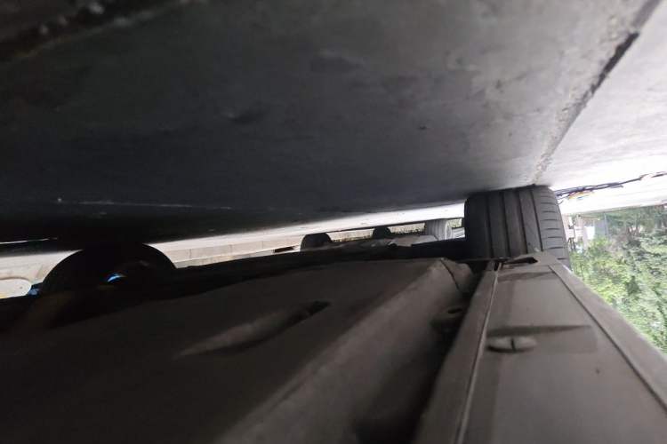Used Audi A6 2017 Avant 35 TFSI Fashion Model Chassis Front Left