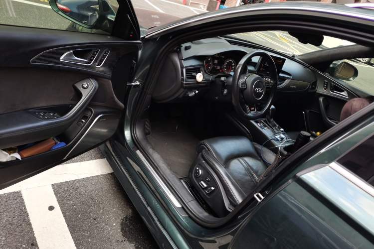 Used Audi A6 2017 Avant 40 TFSI Sport Edition Driver Seat