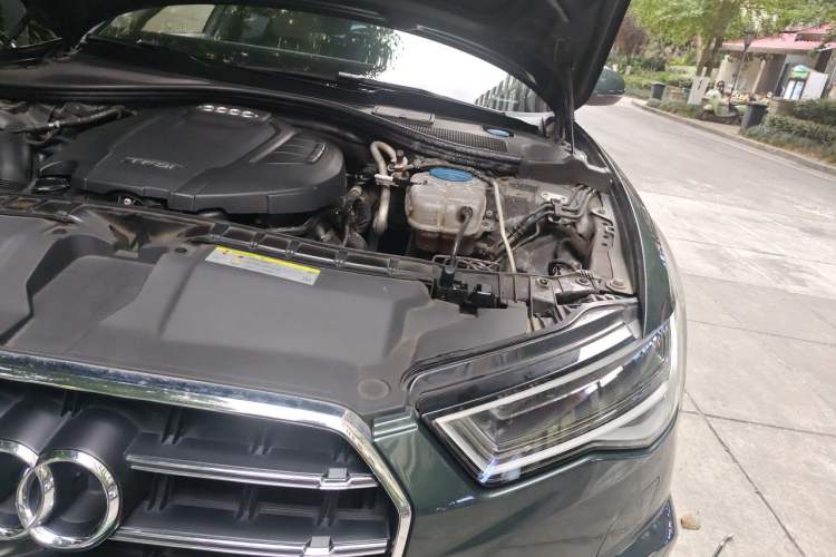 Used Audi A6 2017 Avant 35 TFSI Fashion Model Engine Bay Left