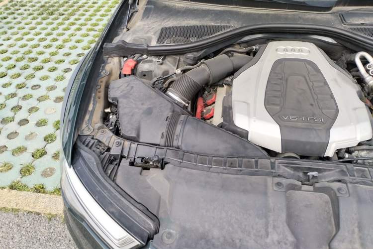Used Audi A6 2017 3.0T allroad quattro Engine Bay Right