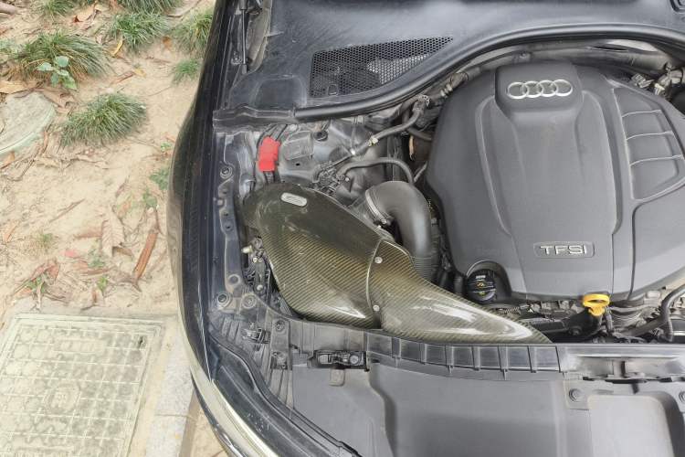 Used Audi A6 2017 Avant 40 TFSI Sport Edition Engine Bay Right