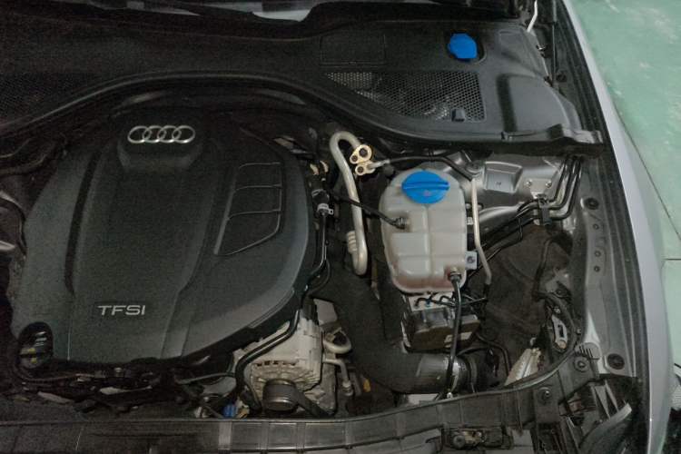 Used Audi A6 2017 Avant 40 TFSI Sport Edition Engine Bay Left