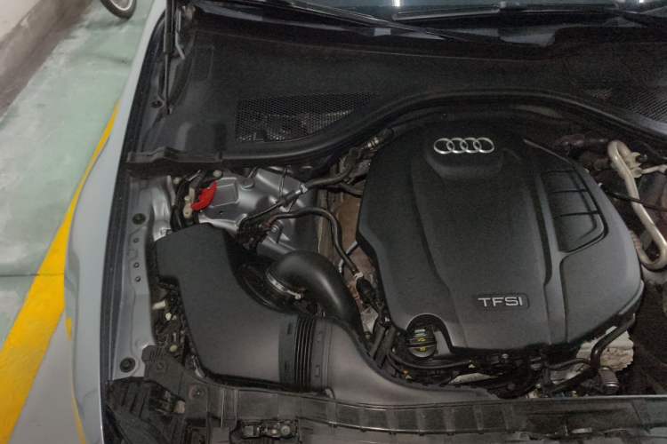 Used Audi A6 2017 Avant 40 TFSI Sport Edition Engine Bay Right