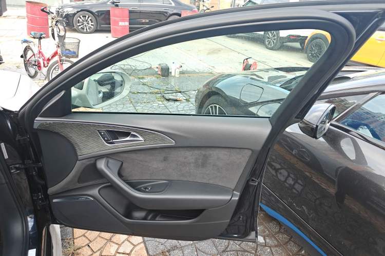 Used Audi A6 2017 Avant 40 TFSI Sport Edition Right Front Door Interior