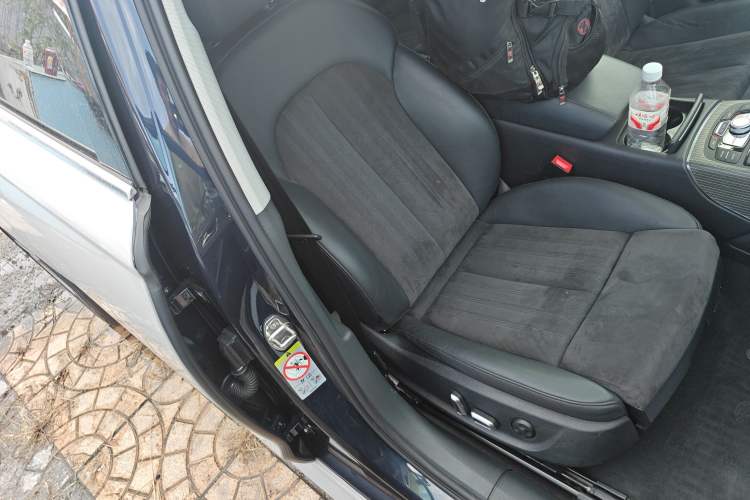 Used Audi A6 2017 Avant 40 TFSI Sport Edition Right Front Seat