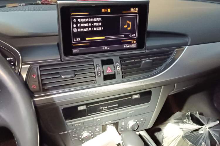 Used Audi A6 2017 Avant 35 TFSI Fashion Model Audio And AC Panel