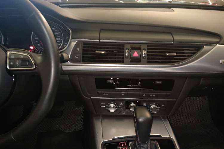 Used Audi A6 2017 3.0T allroad quattro Audio And AC Panel