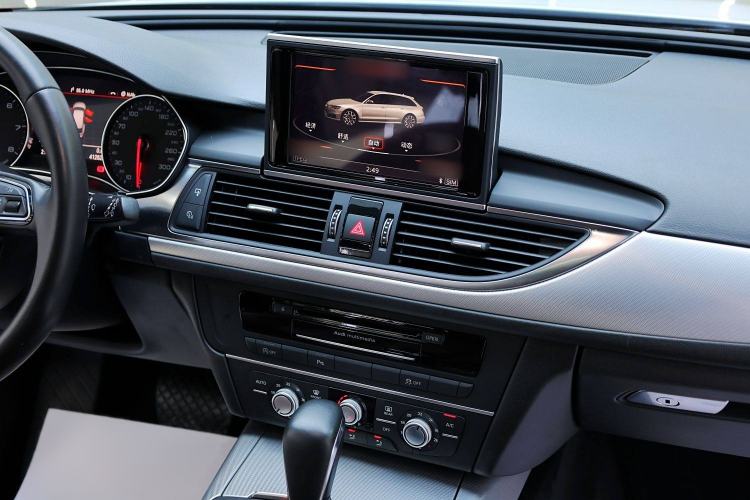 Used Audi A6 2017 Avant 35 TFSI Fashion Model Audio And AC Panel