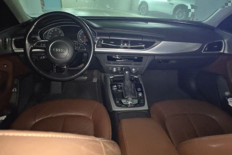 Used Audi A6 2017 Avant 35 TFSI Fashion Model Center Console