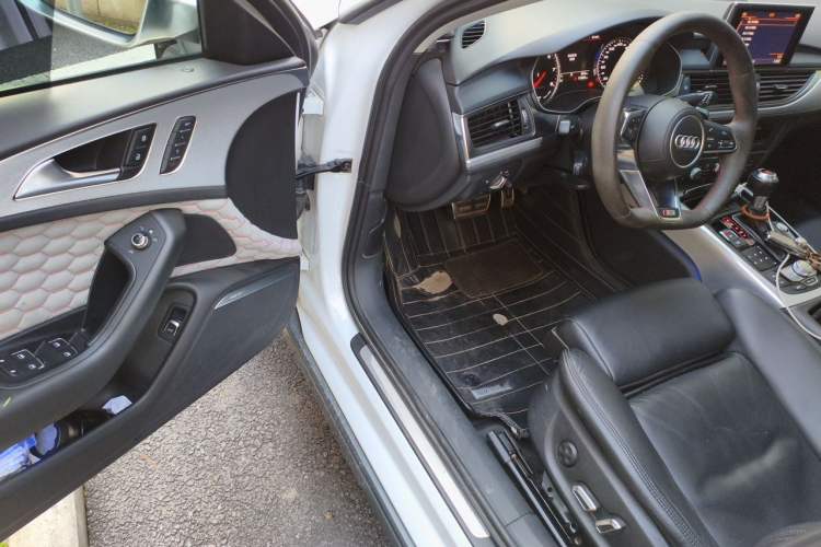 Used Audi A6 2017 3.0T allroad quattro Driver Seat