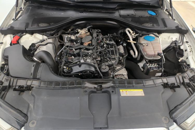 Used Audi A6 2017 Avant 40 TFSI Sport Edition Engine Bay
