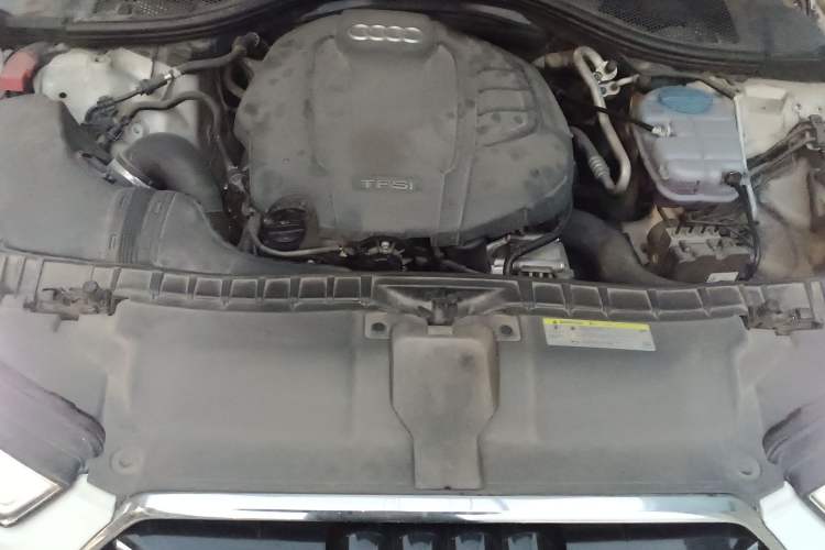 Used Audi A6 2017 Avant 35 TFSI Fashion Model Engine Bay