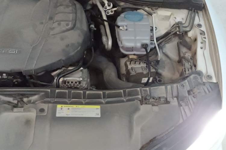 Used Audi A6 2017 Avant 35 TFSI Fashion Model Engine Bay Left
