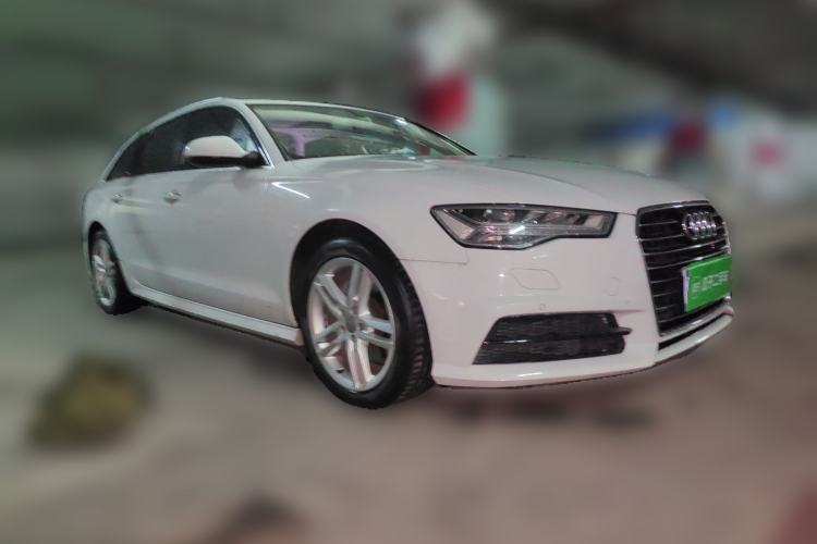 Used Audi A6 2017 Avant 35 TFSI Fashion Model Front Right 45 Deg