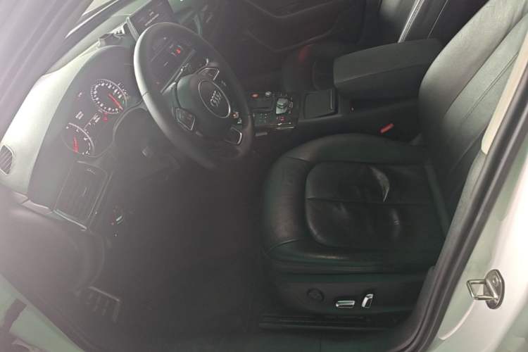 Used Audi A6 2017 Avant 35 TFSI Fashion Model Left Front Seat