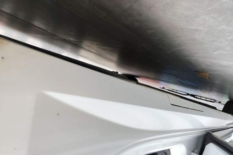 Used Audi A6 2017 Avant 40 TFSI Sport Edition Left Side Sill