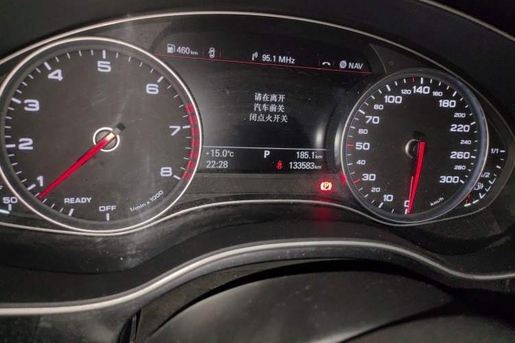 Used Audi A6 2017 Avant 35 TFSI Fashion Model Odometer Close Up