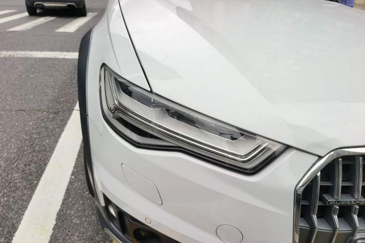Used Audi A6 2017 3.0T allroad quattro Right Front Headlight