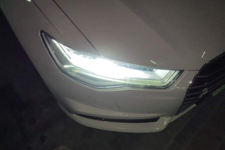 Used Audi A6 2017 Avant 35 TFSI Fashion Model Right Front Headlight