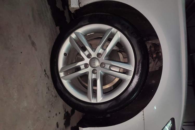 Used Audi A6 2017 Avant 35 TFSI Fashion Model Right Front Wheel Hub