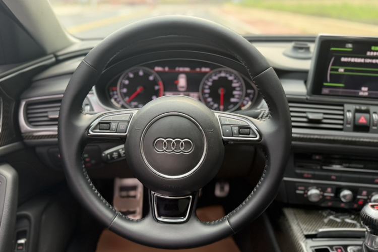 Used Audi A6 2017 Avant 35 TFSI Fashion Model Steering Wheel