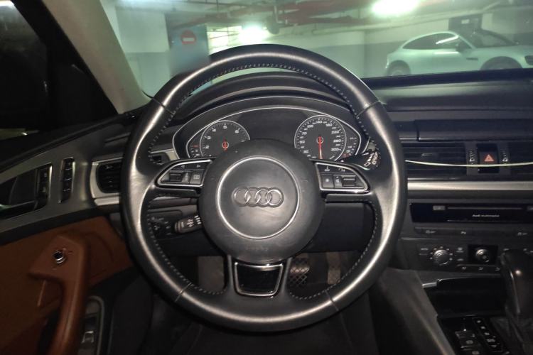 Used Audi A6 2017 Avant 35 TFSI Fashion Model Steering Wheel